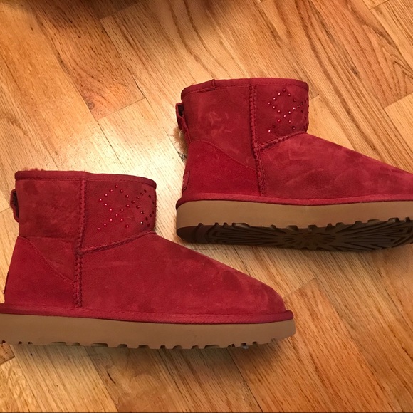 NEW UGG MINI SWAROVSKI CRYSTAL BOOT - Picture 4 of 9